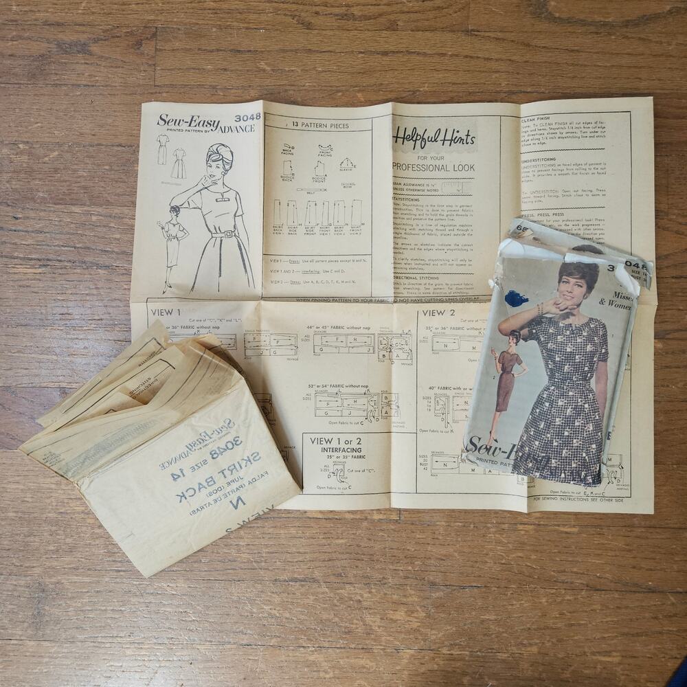 Vintage 1960s Advance Sew-Easy Dress Pattern Size 14 Bust 34 Jackie O Mod Sheath